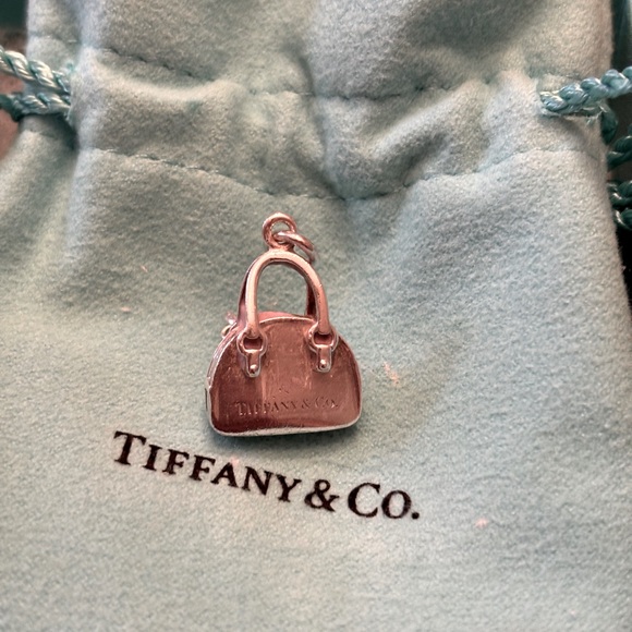 Tiffany&Co - Picture 6 of 9